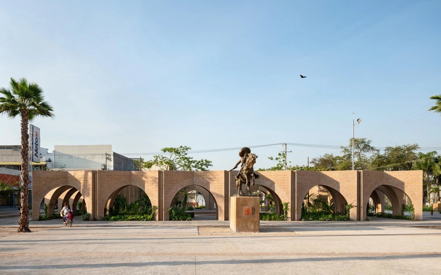 Jardines Centrales (Plaza cívica)